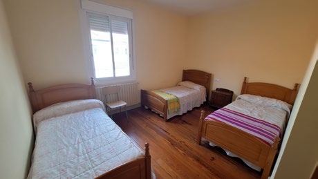 Habitación con camas individuales
